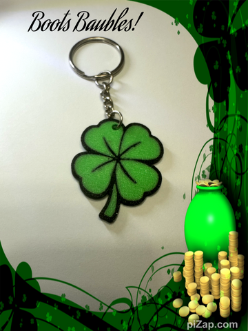 Four leaf clover keychain