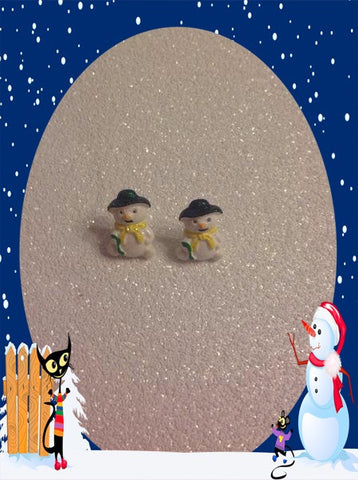 Snowman post earrings