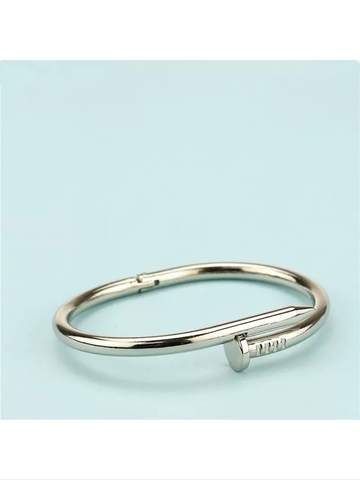 Silver colored screw bracelet