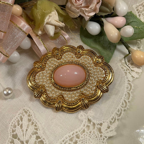 Vintage Avon 1988 pink brooch