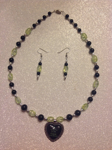 Black heart pendant necklace with matching earrings