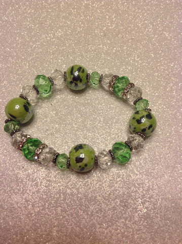 beaded stretch bracelet (available in blue and green)