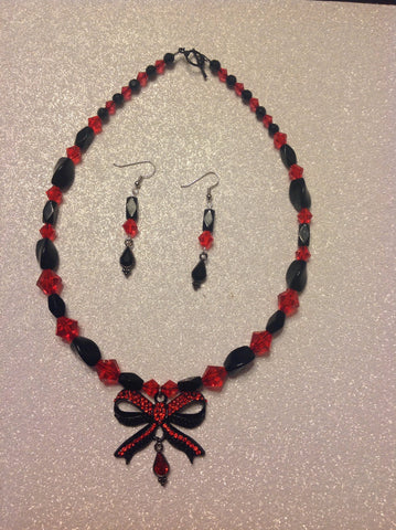 Red and black rhinestone bow necklace With earrings