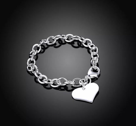 Heart tag bracelet