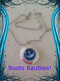 Dolphin lockets