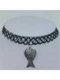 Black triangle choker Or angel wing choker